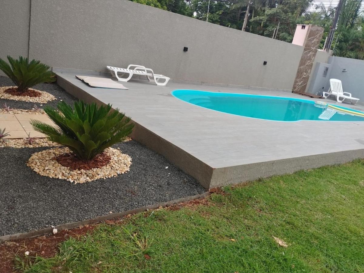 Sobrado Com Piscina Em *